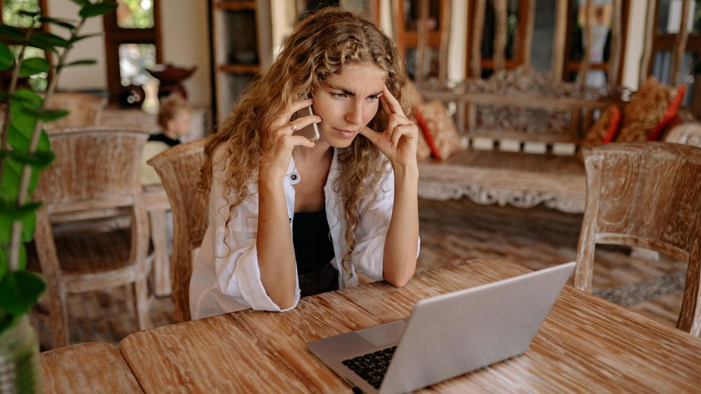 電話占い 沈黙 気まずい